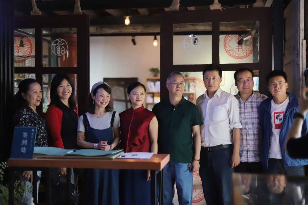 新澳门2024年正版免费公开,即时解答解析分析_VQI83.813乐享版