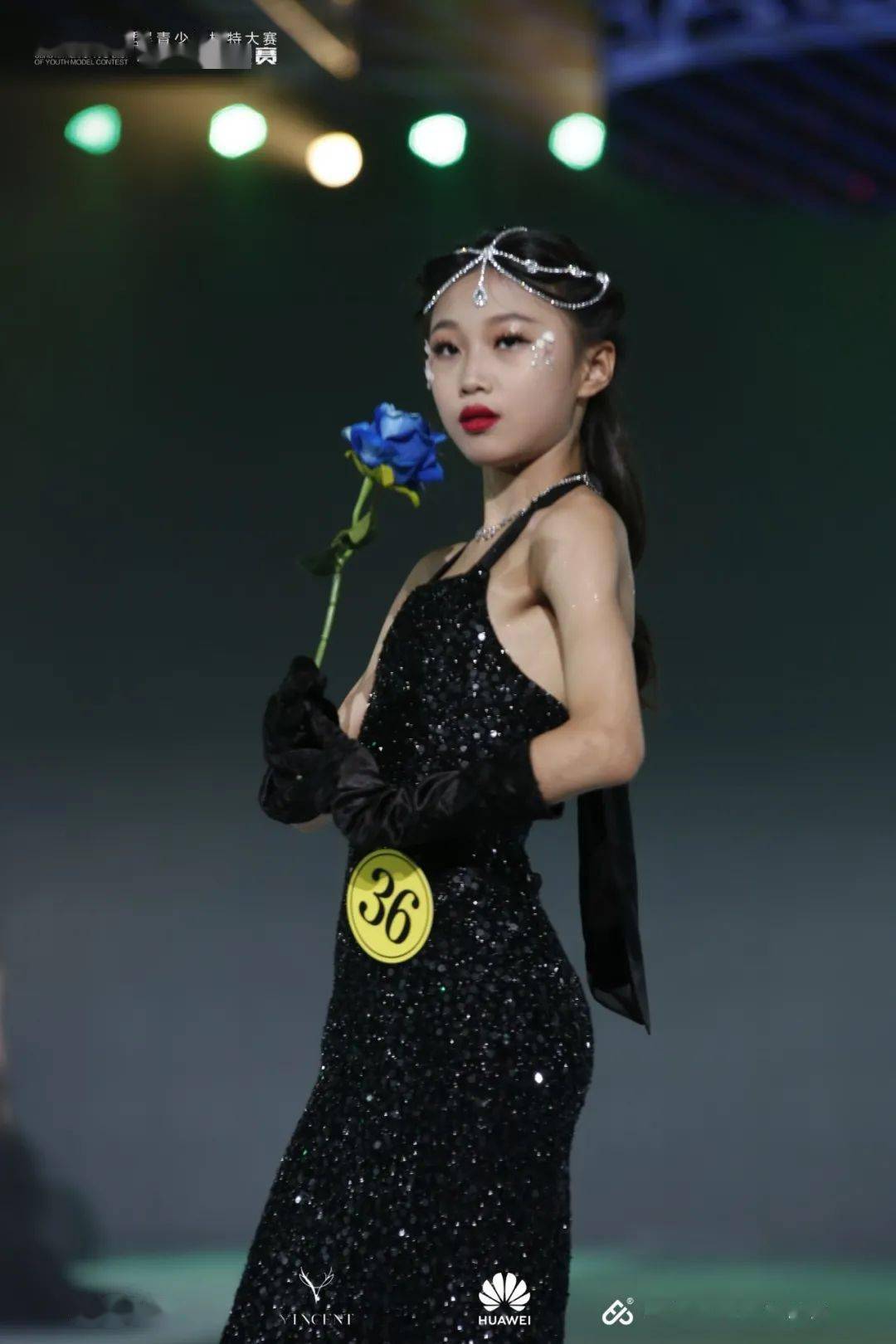 演员李晶晶，演艺之路的闪耀之星
