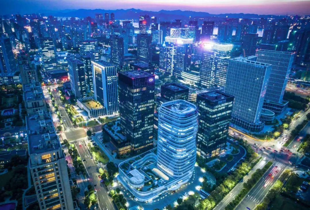 矽力杰上市，小巷特色小店的探秘之旅