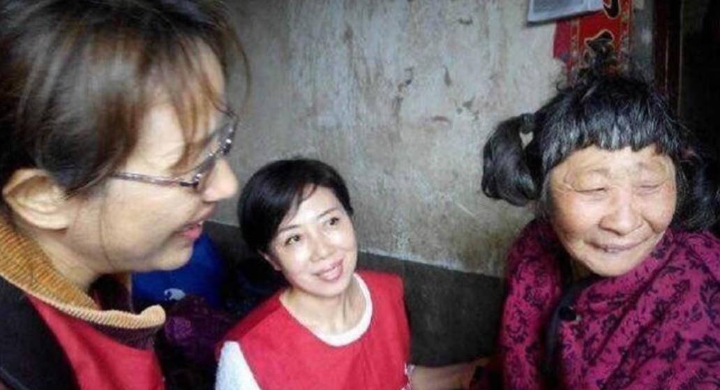 胡秀英与小雷，时代背景下的影响力与地位探索