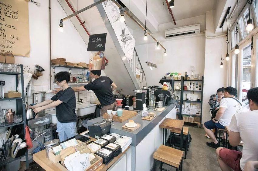 巷弄深处的阅读秘境，下载楼小说网最新网站