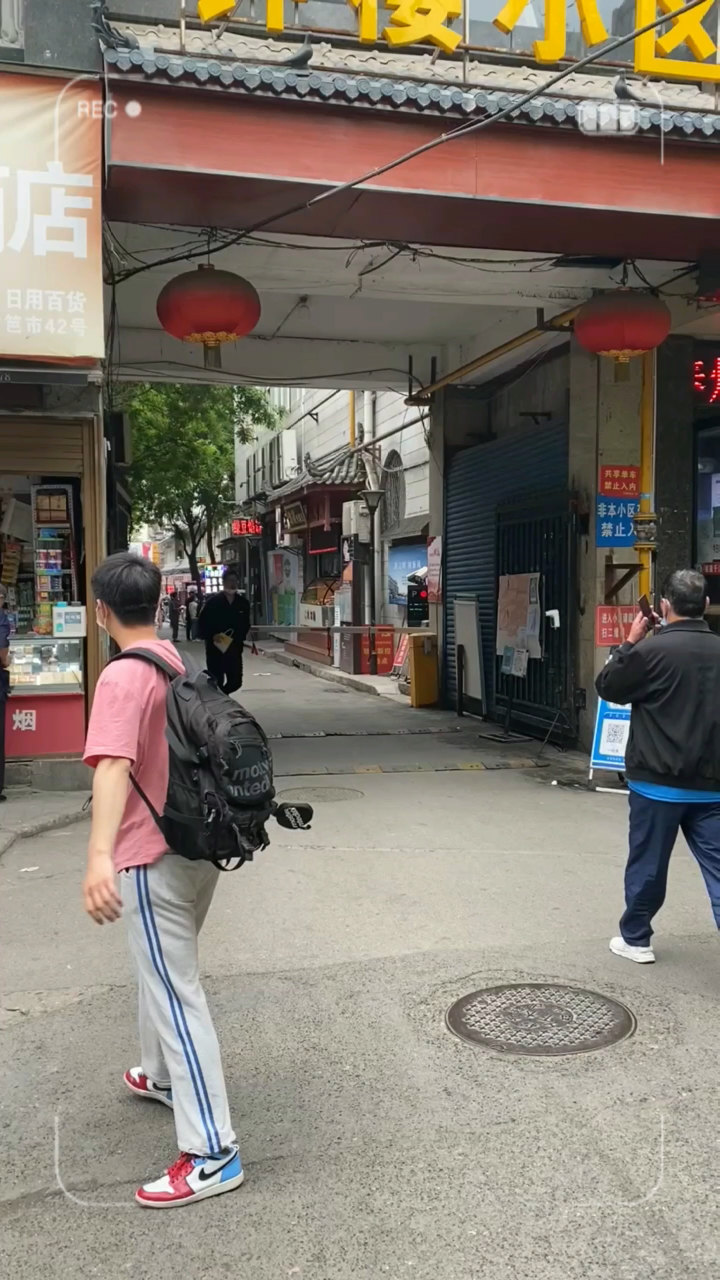 高考最新采访揭秘，小巷深处的隐藏版特色小店探秘